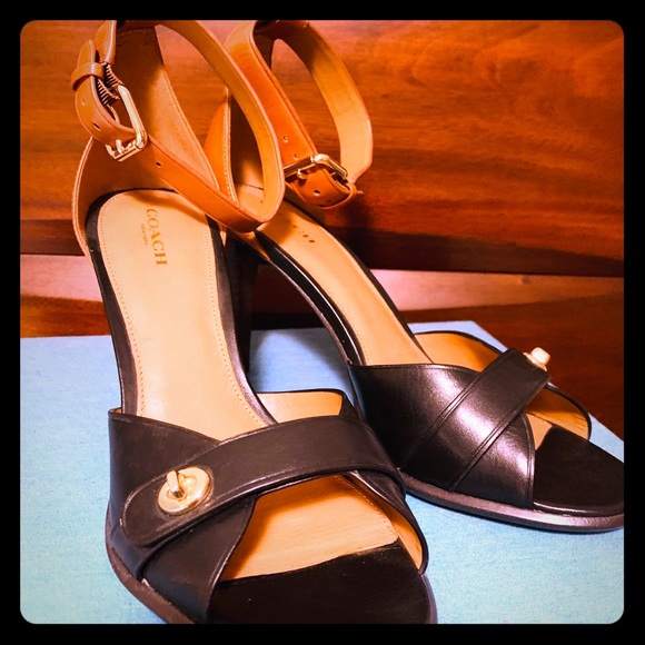 Brand New Coach Heels - Picture 1 of 6
